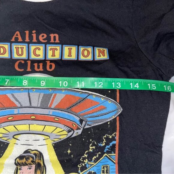 Alien Abduction Club Graphic Tee, Junior’s Medium - Picture 9 of 9